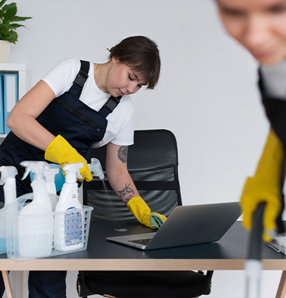 Safa Palvelut Cleaning Team